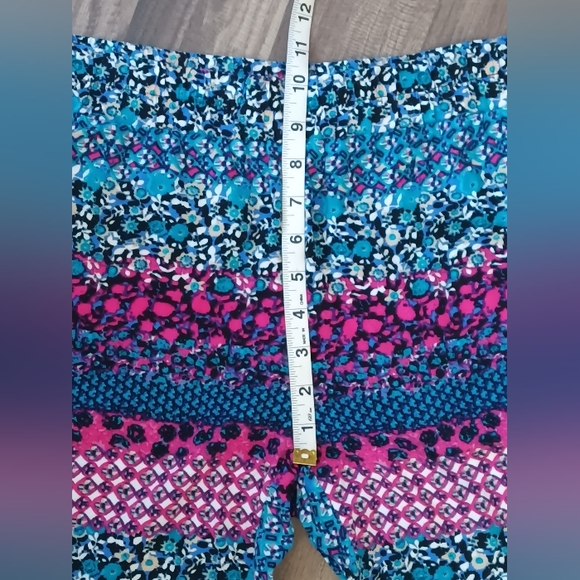 𝐁𝐎𝐍𝐆𝐎 𝐌𝐮𝐥𝐭𝐢𝐜𝐨𝐥𝐨𝐫𝐞𝐝 𝐋𝐨𝐨𝐬𝐞 𝐒𝐨𝐟𝐭 𝐏𝐚𝐧𝐭𝐬 - Picture 5 of 10